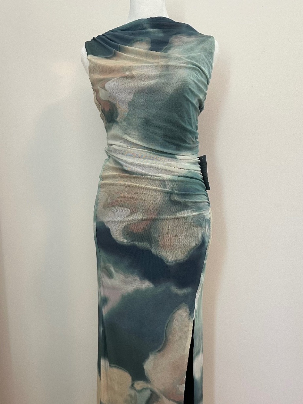 NWT Socialite Tie Dye Print Multicolor Maxi Dress